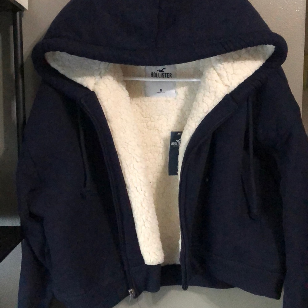 Hollister Cropped Sherpa Lined Sweater